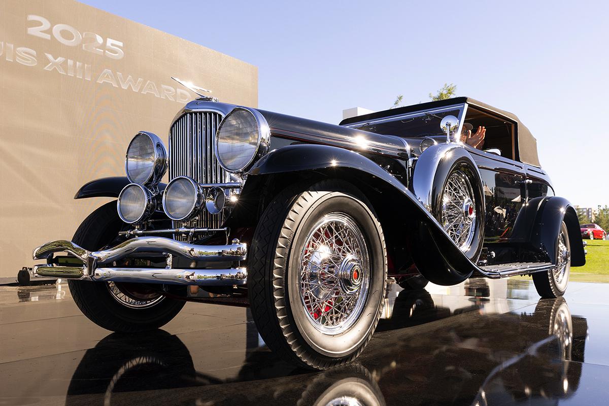 1933 Duesenberg Model J Torpedo Victoria